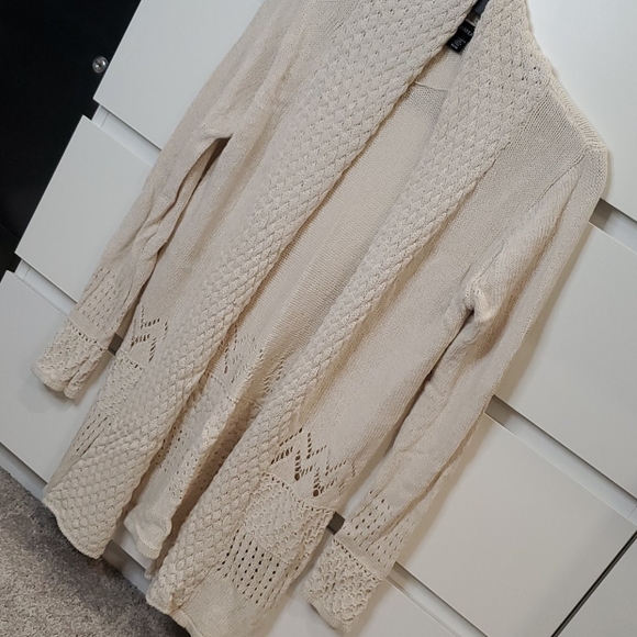 Cute cardigan - M - Picture 2 of 9